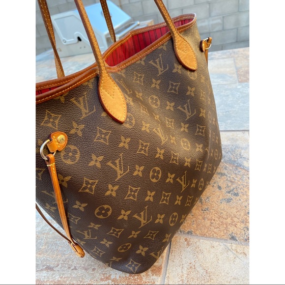 SOLD Louis Vuitton Monogram Canvas MM Neverfull - Picture 4 of 16